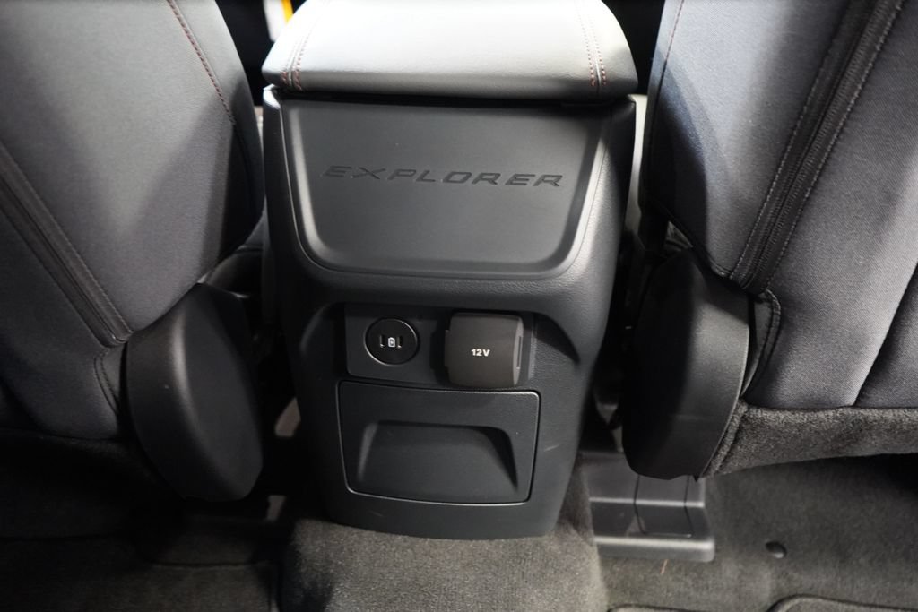 New 2026 Ford Explorer Active RWD image 24
