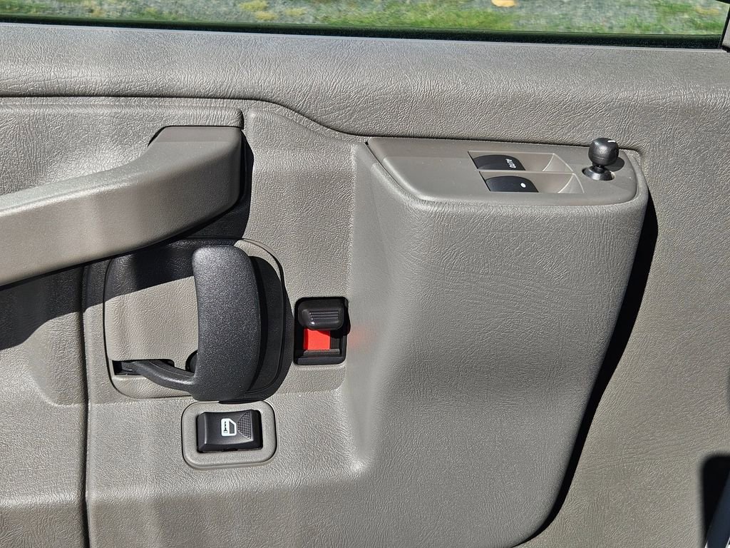 New 2025 Chevrolet Express 2500 w/ Driver Convenience Package image 11