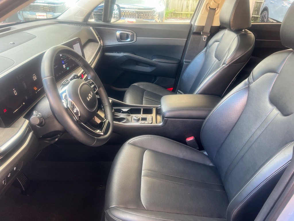 Certified 2024 Kia Sorento X-Line EX AWD/4WD image 4
