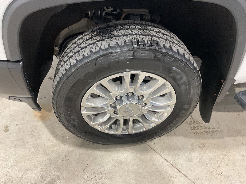 Used 2021 Chevrolet Silverado 2500 W/T w/ WT Convenience Package image 11