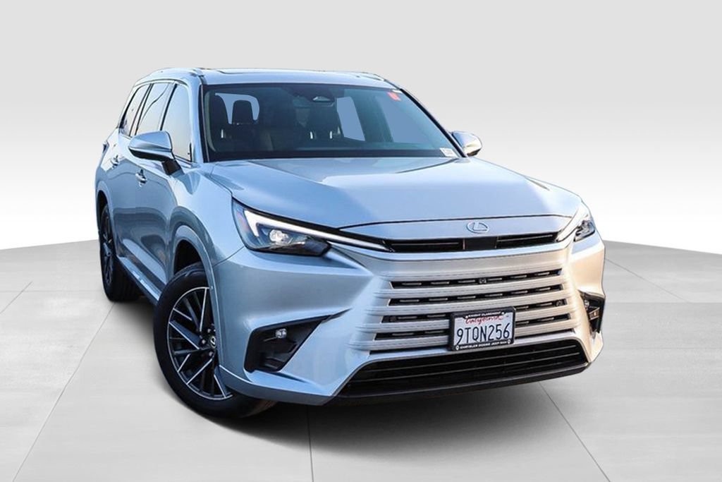 Used 2025 Lexus TX 350 AWD w/ Technology Package image 2