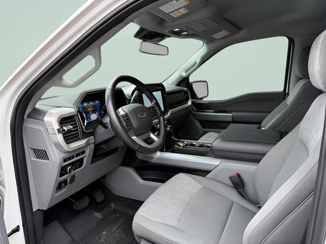 Used 2022 Ford F150 XLT w/ Equipment Group 302A High AWD/4WD image 4