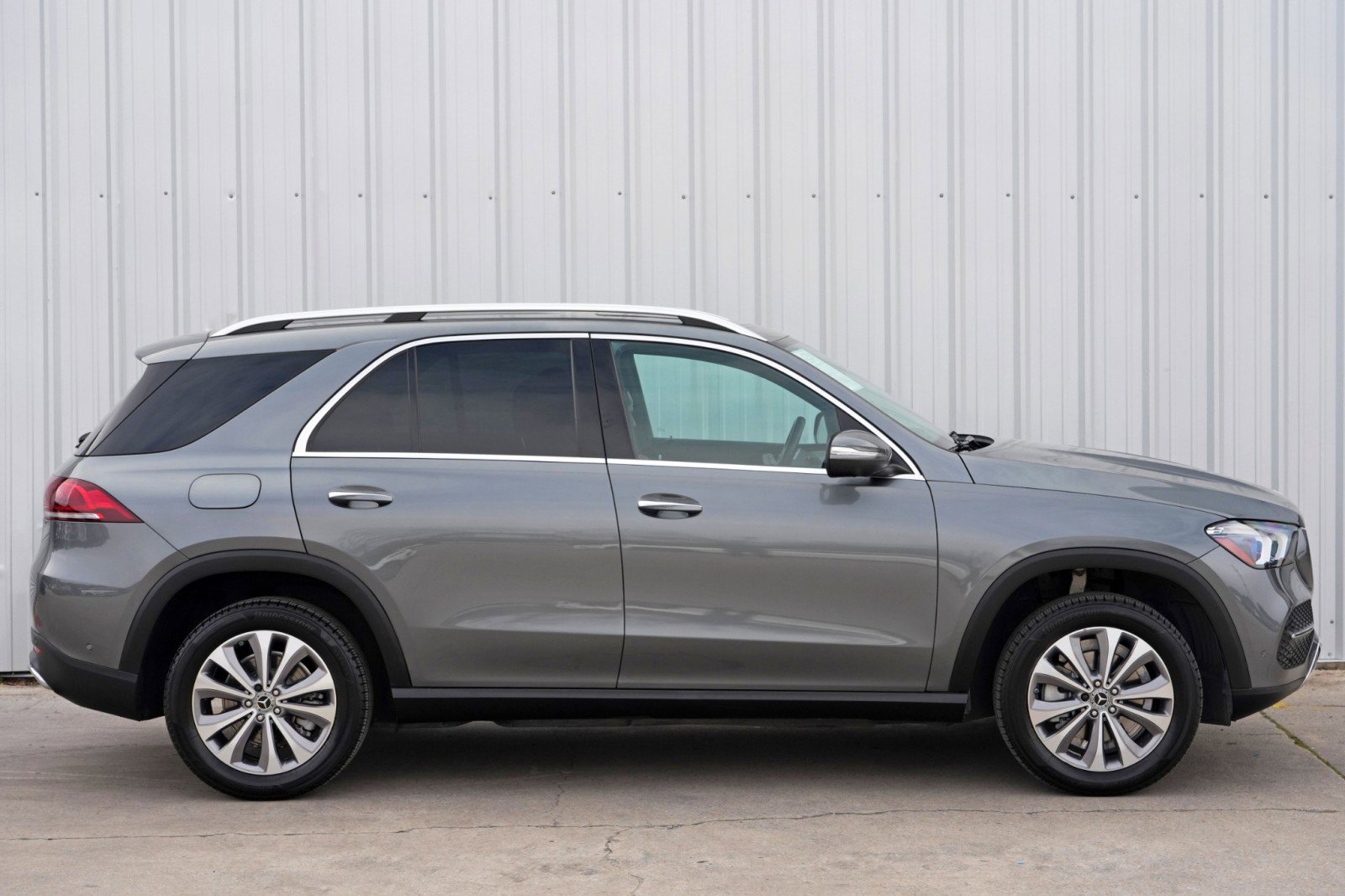 Used 2021 Mercedes-Benz GLE 350 w/ Premium Package image 57