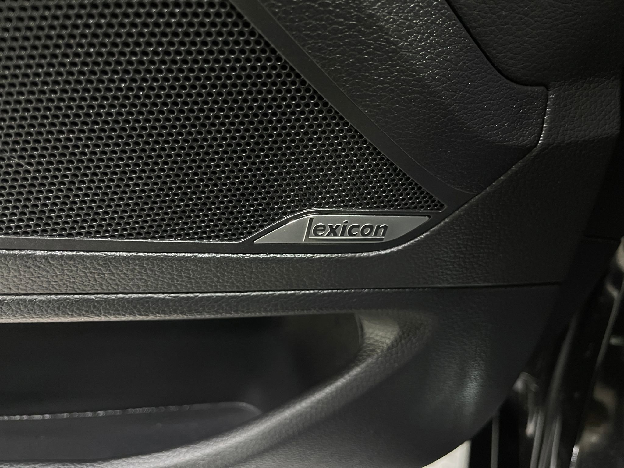 Used 2019 Genesis G80 3.3T Sport image 18