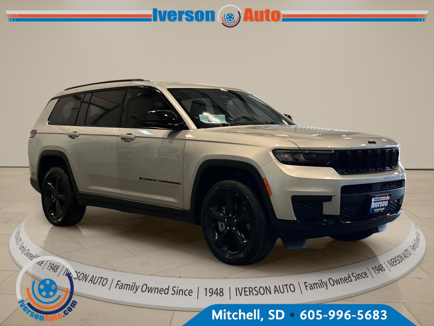 Used 2023 Jeep Grand Cherokee L Laredo