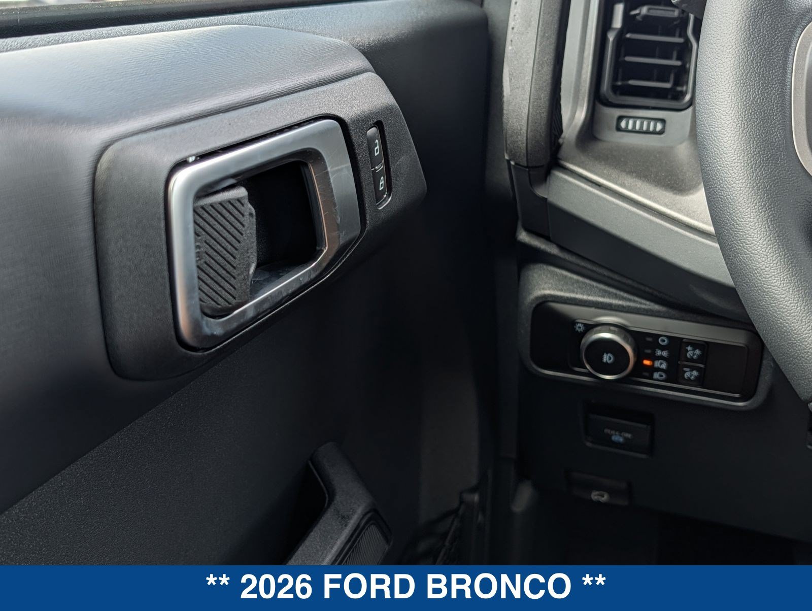 New 2026 Ford Bronco Badlands AWD/4WD image 45