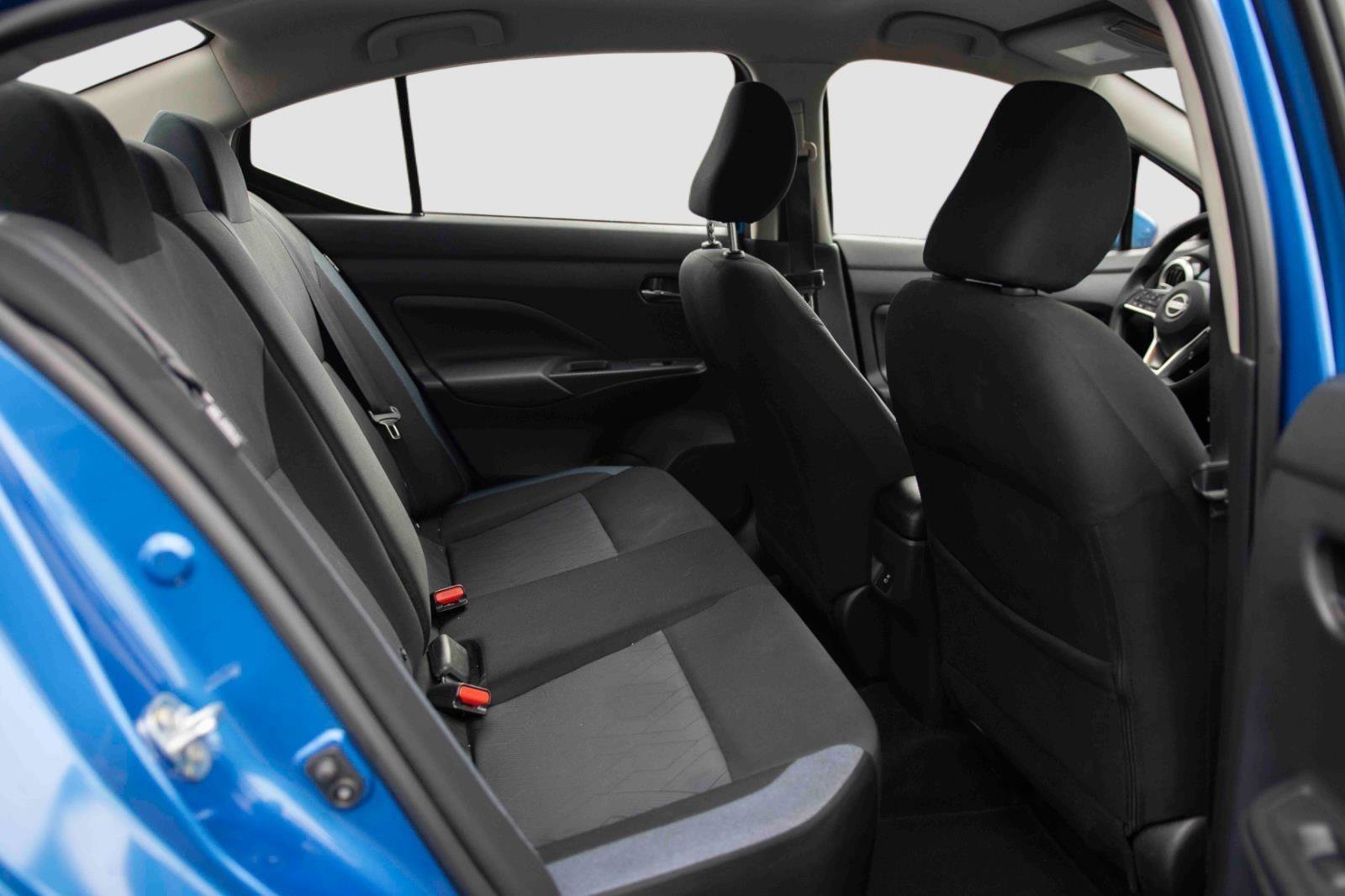 Used 2023 Nissan Versa SV image 14