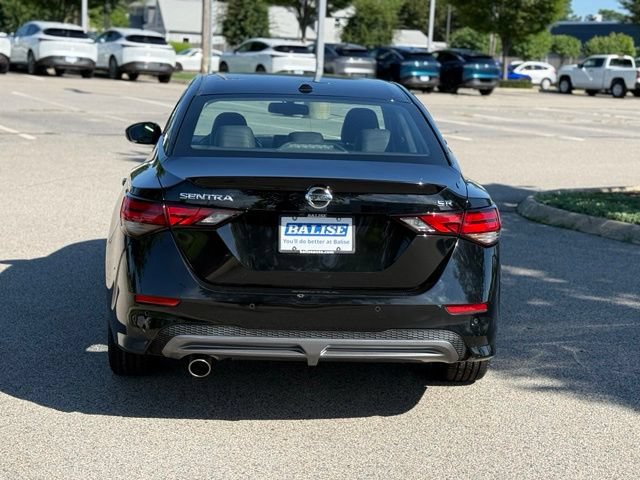 Certified 2020 Nissan Sentra SR w/ Premium Package FWD image 6