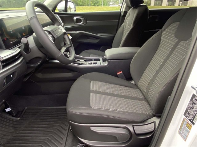 New 2026 Kia Sorento LX image 13