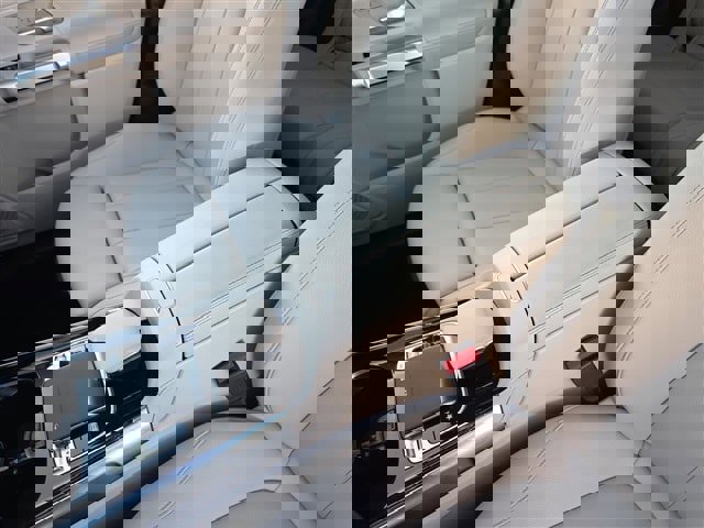 Used 2020 Mercedes-Benz GLB 250 4MATIC image 18