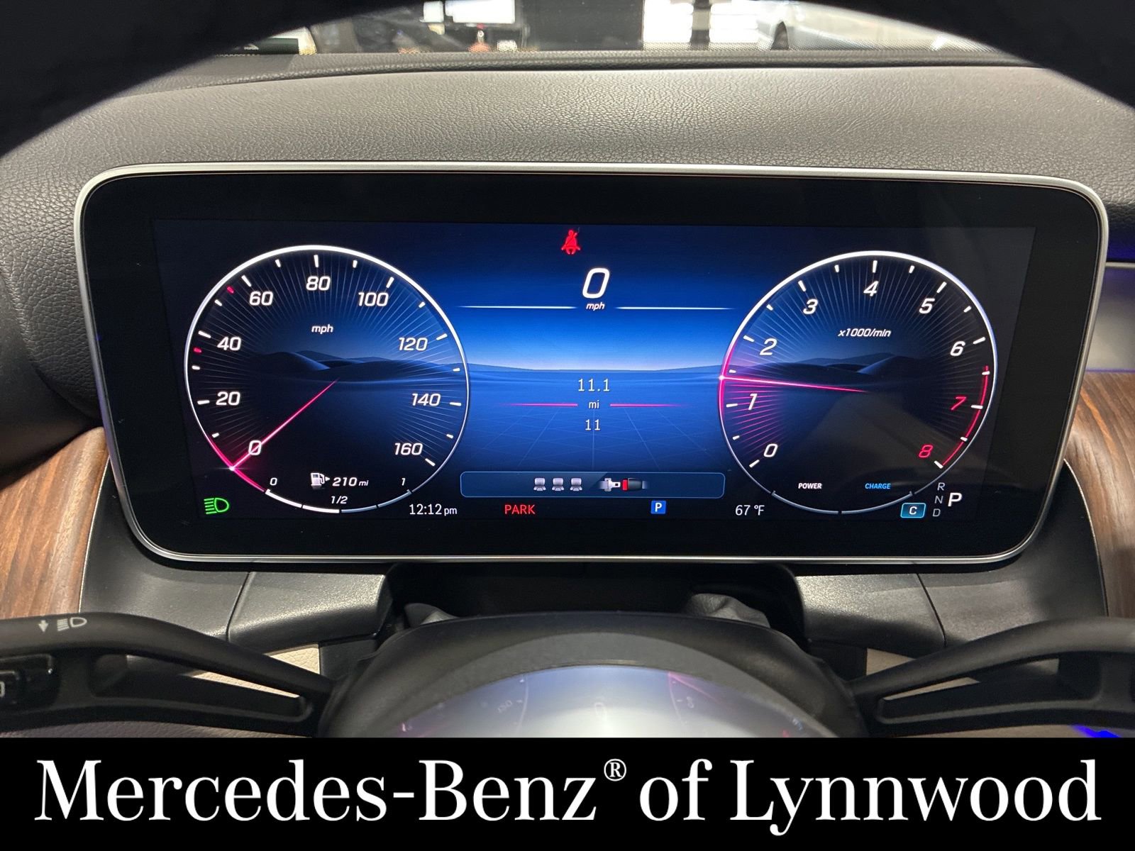Used 2026 Mercedes-Benz GLC 300 4MATIC image 11