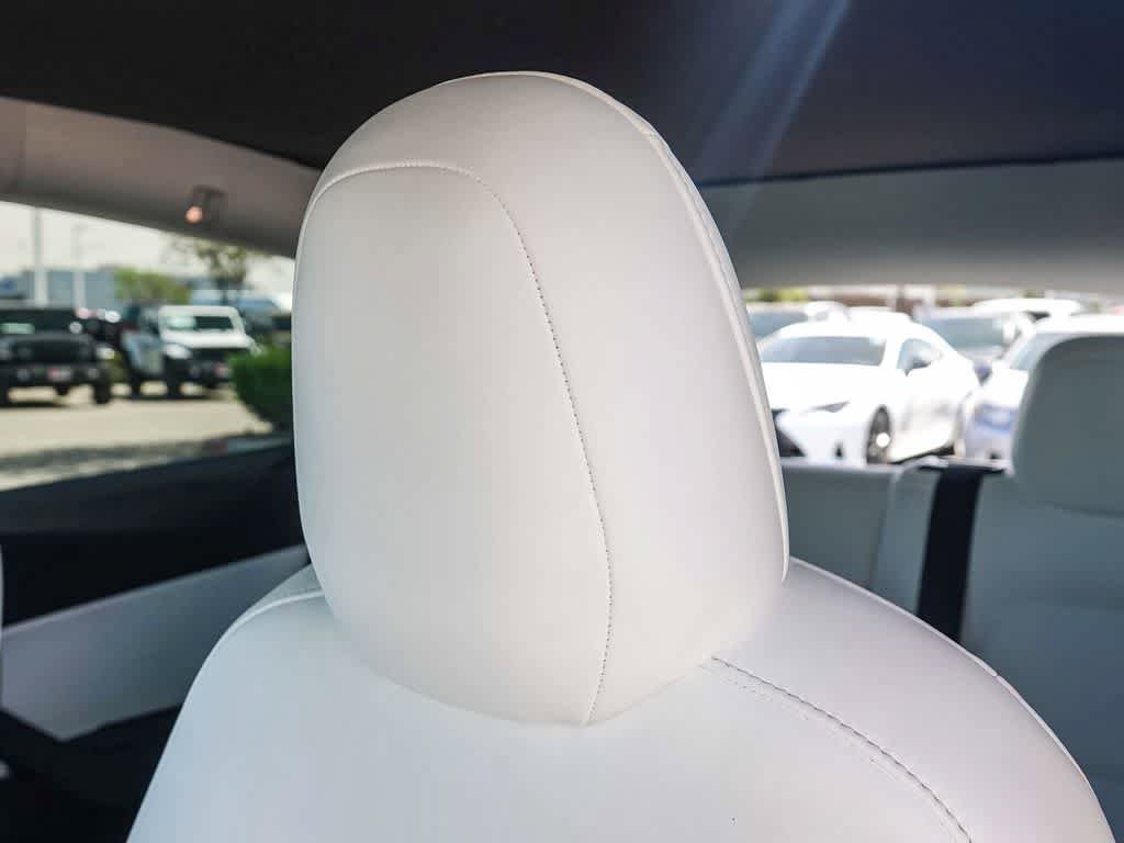 Used 2021 Tesla Model Y Performance image 25