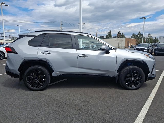 Certified 2024 Toyota RAV4 SE w/ Convenience Package image 7