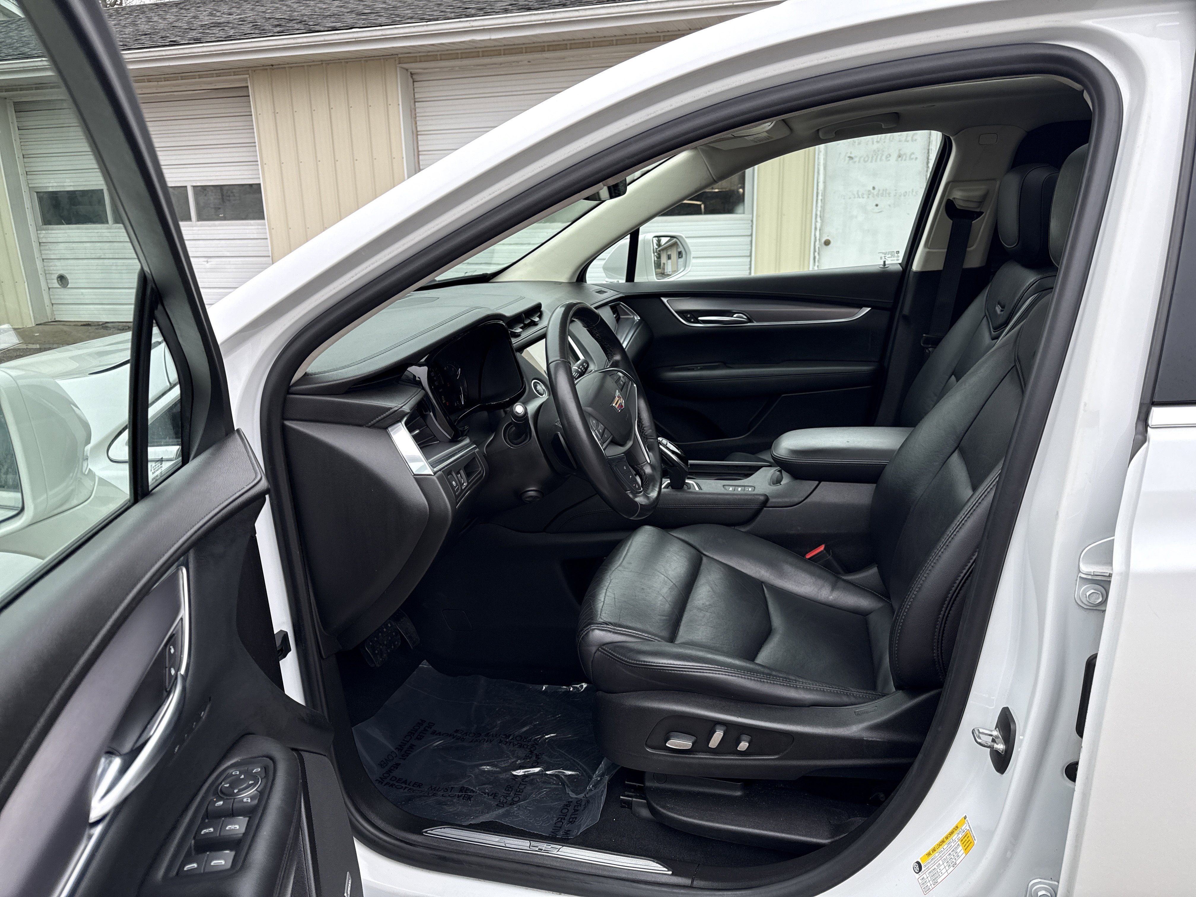 Used 2019 Cadillac XT5 Luxury AWD/4WD image 14