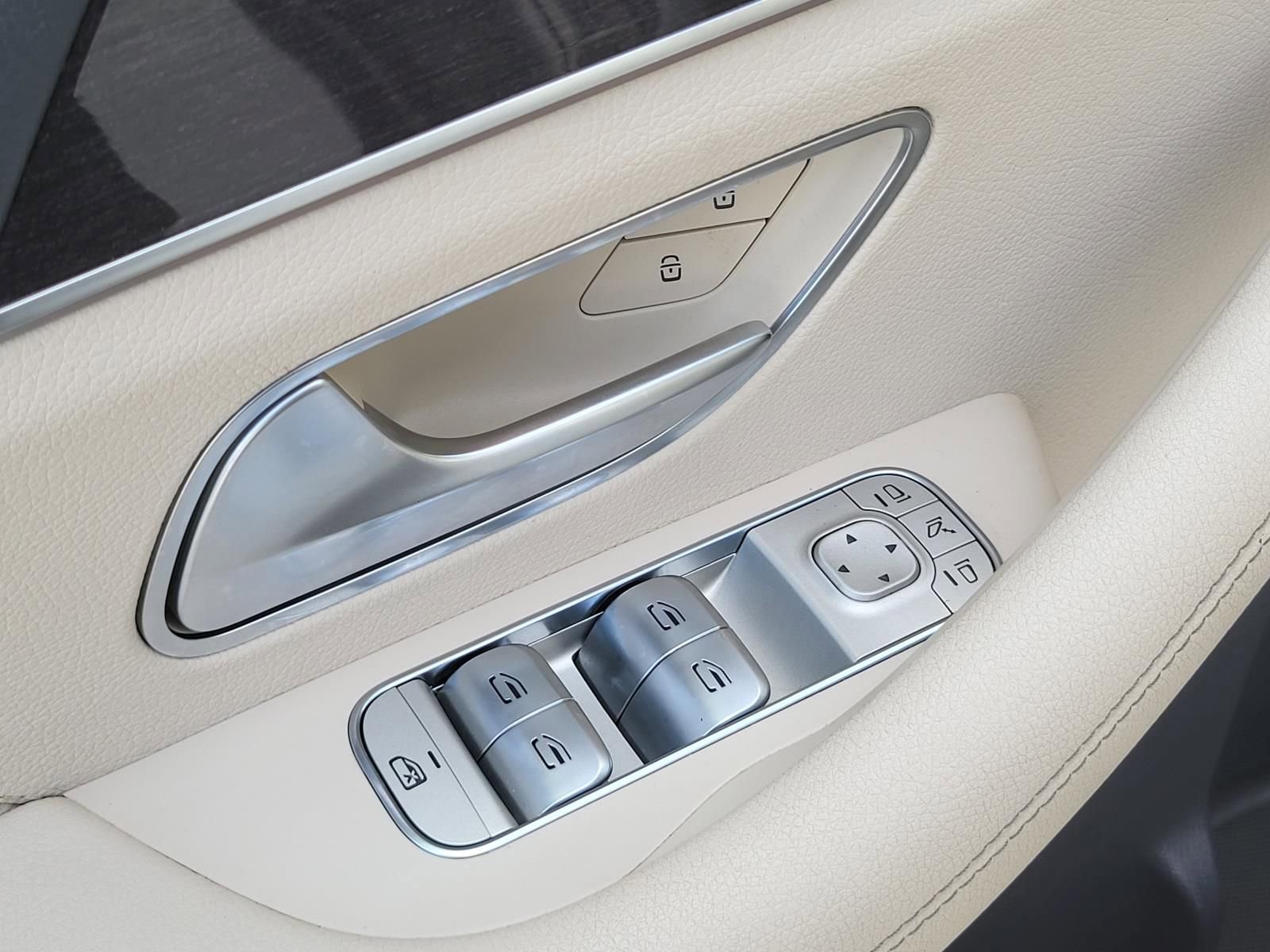 Used 2020 Mercedes-Benz GLE 350 4MATIC image 17