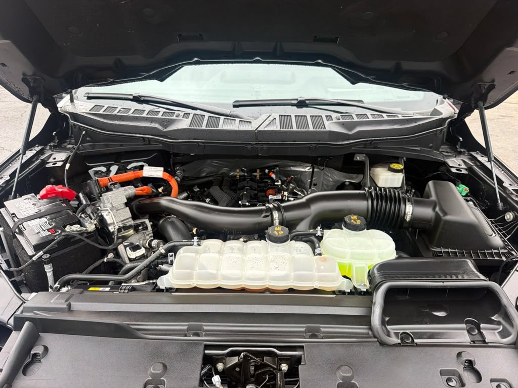 Used 2024 Ford F150 Lariat w/ Equipment Group 502A High AWD/4WD image 38