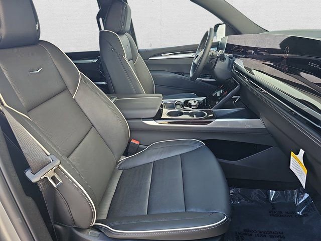 New 2026 Cadillac Escalade ESV Luxury w/ Touring Package image 10