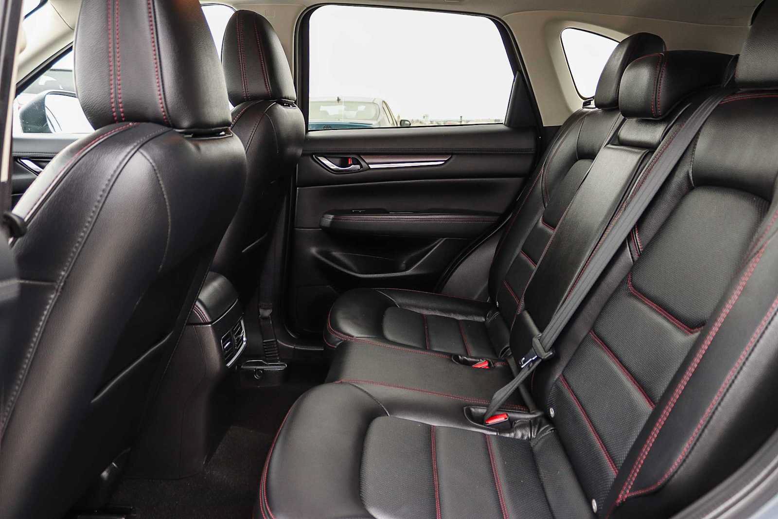 Used 2025 MAZDA CX-5 Carbon Edition AWD/4WD image 18
