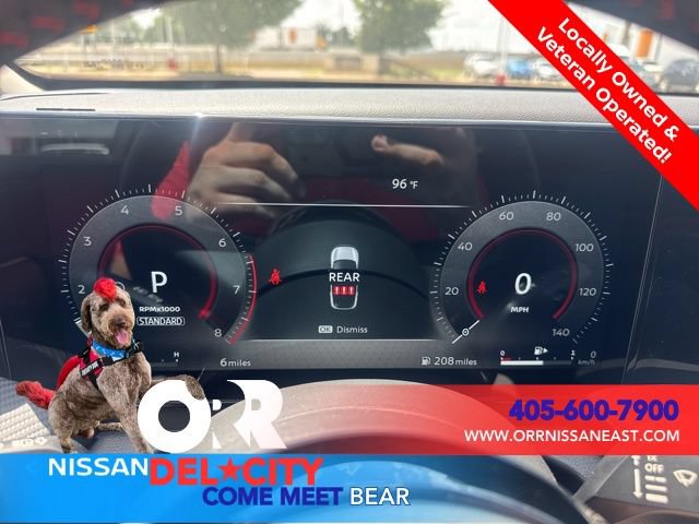 New 2025 Nissan Kicks SR FWD image 19