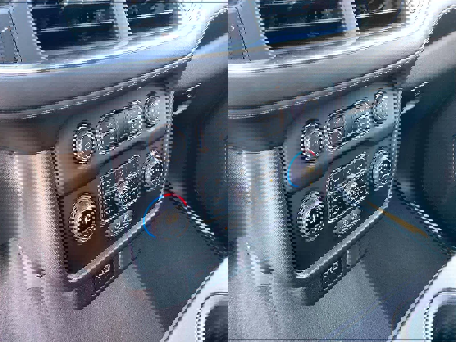 Used 2024 Chevrolet Tahoe LS w/ Driver Alert Package image 34