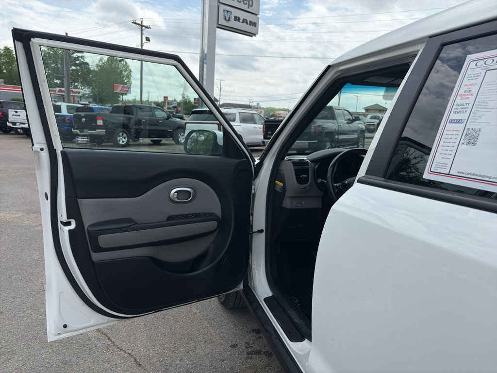 Used 2016 Kia Soul + w/ Eco Package image 17
