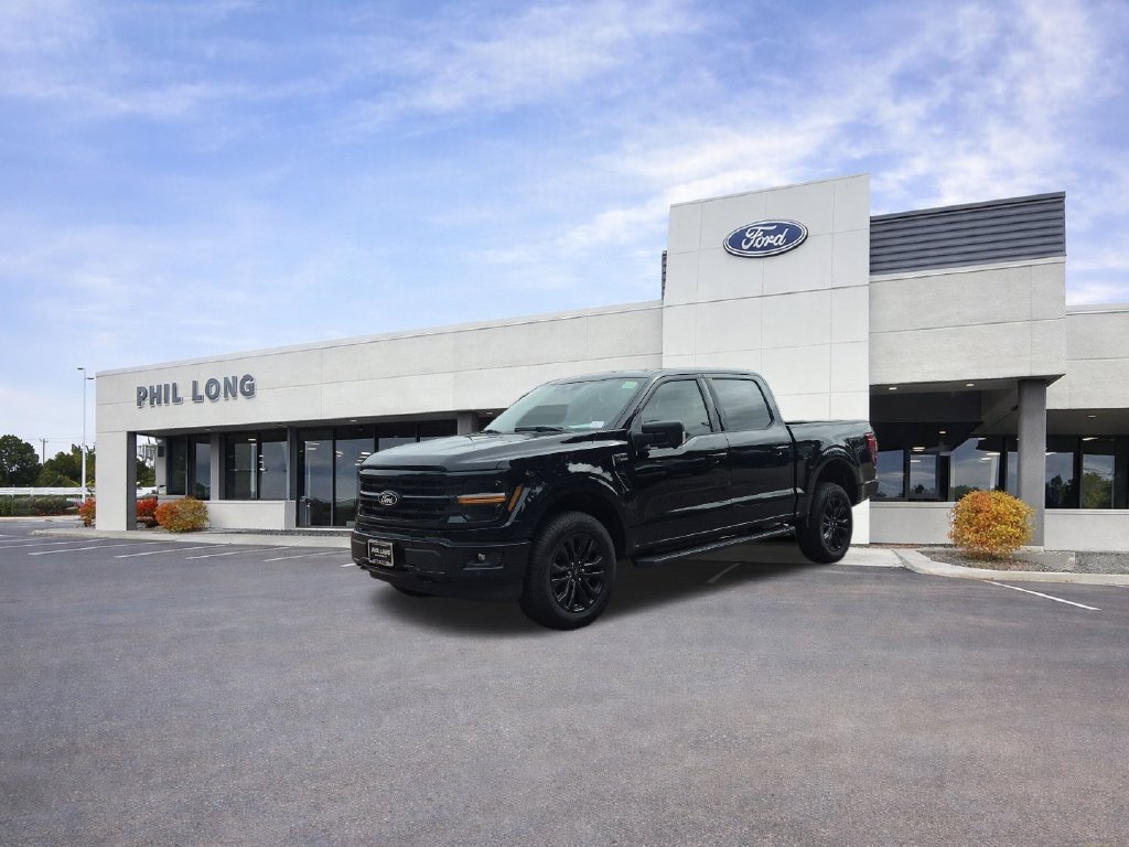 New 2026 Ford F150 XLT w/ Equipment Group 302A MID