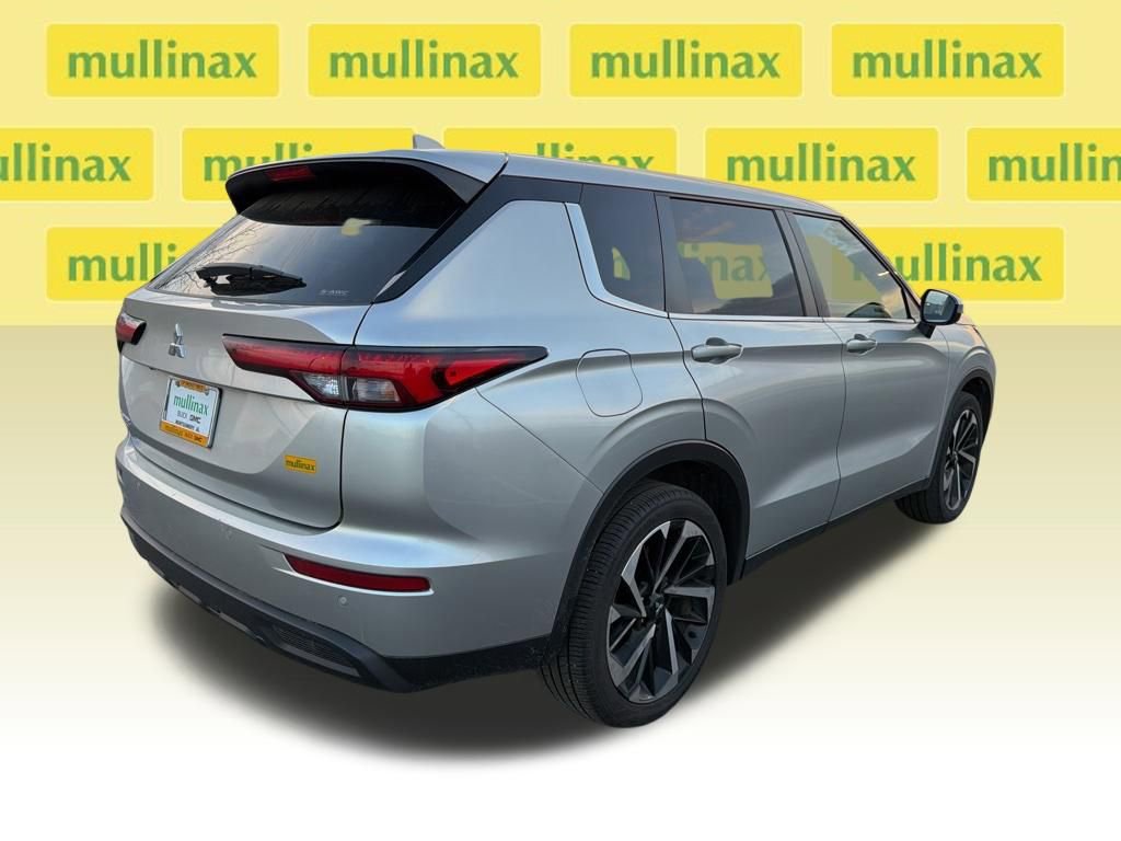 Used 2022 Mitsubishi Outlander ES image 10