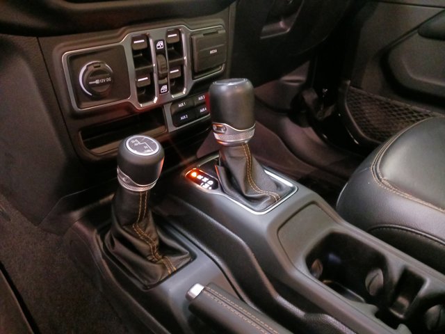 Used 2021 Jeep Wrangler Unlimited Sahara image 24