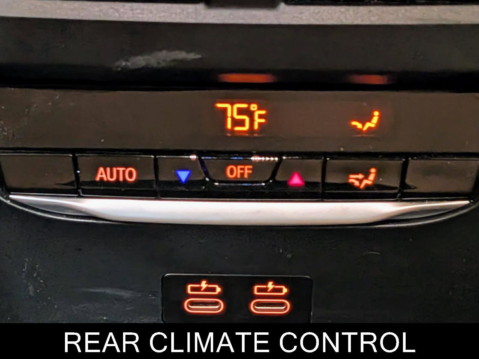 Used 2024 BMW i4 eDrive35 w/ Premium Package image 18