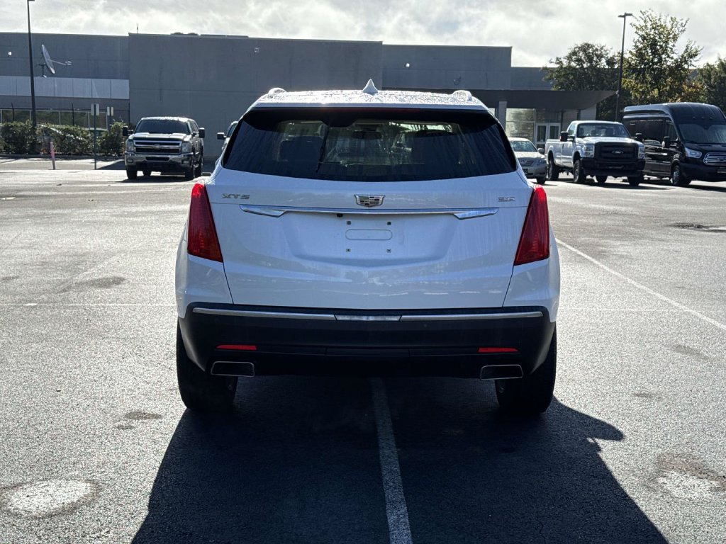 Used 2017 Cadillac XT5 Premium Luxury w/ Driver Assist Package FWD image 23