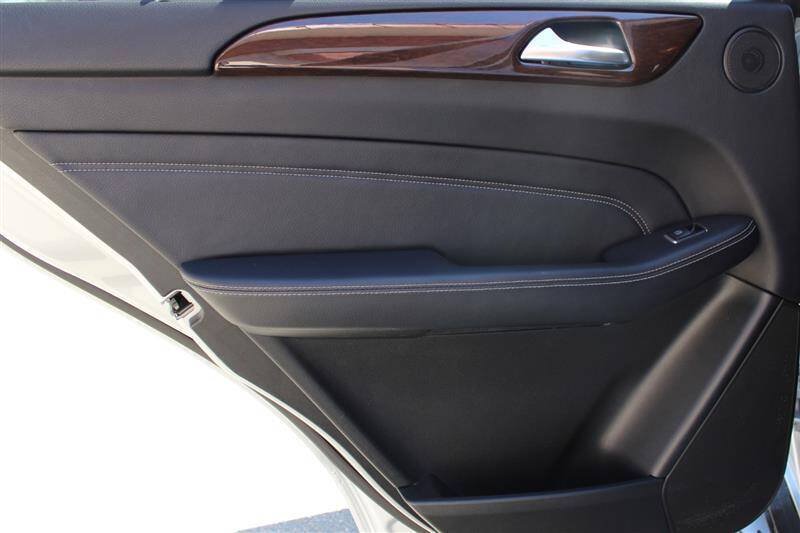 Used 2012 Mercedes-Benz ML 350 4MATIC image 23