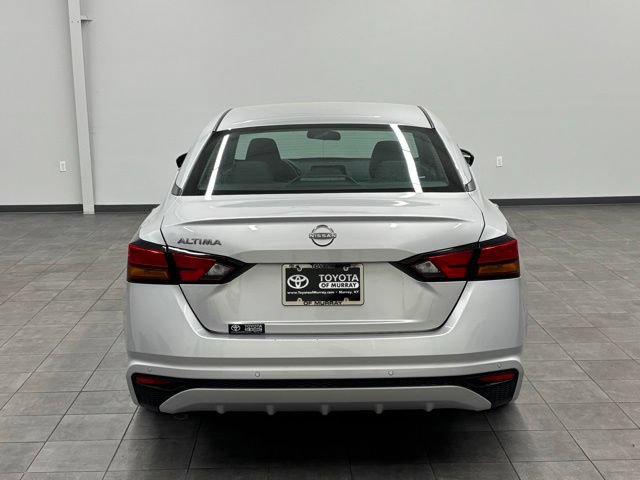 Used 2024 Nissan Altima 2.5 S FWD image 3