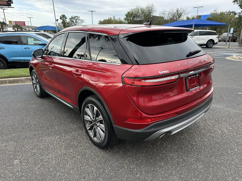 Used 2022 Lincoln Corsair Reserve image 4