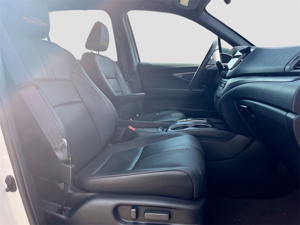 Used 2023 Honda Passport TrailSport image 29