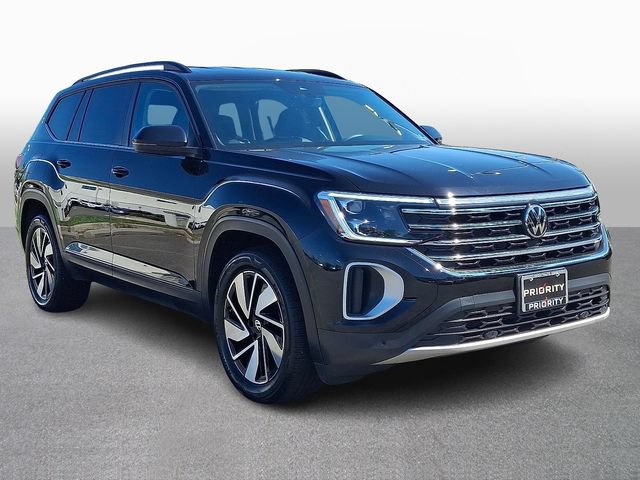 Used 2026 Volkswagen Atlas SE AWD/4WD image 3