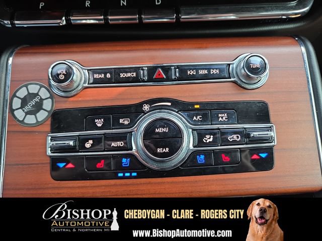 Used 2023 Lincoln Aviator Reserve w/ Equipment Group 201A AWD/4WD image 23