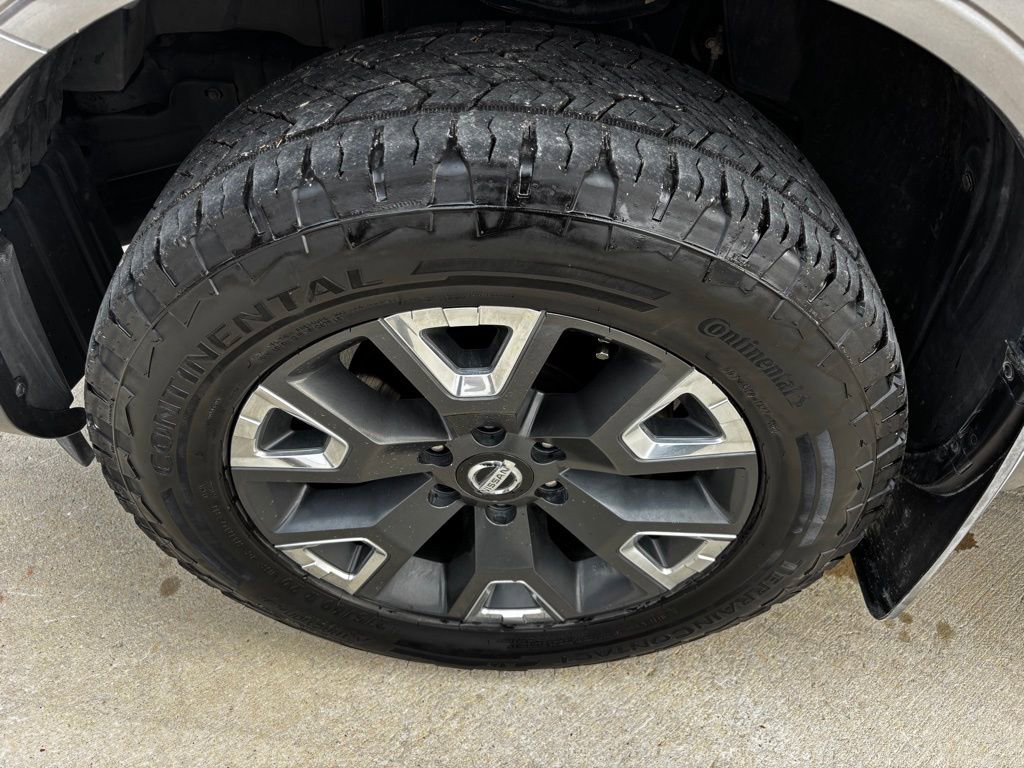 Used 2021 Nissan Titan Platinum Reserve w/ Moonroof Package image 25