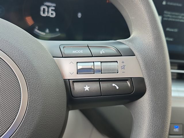 Certified 2024 Hyundai Kona SE image 23