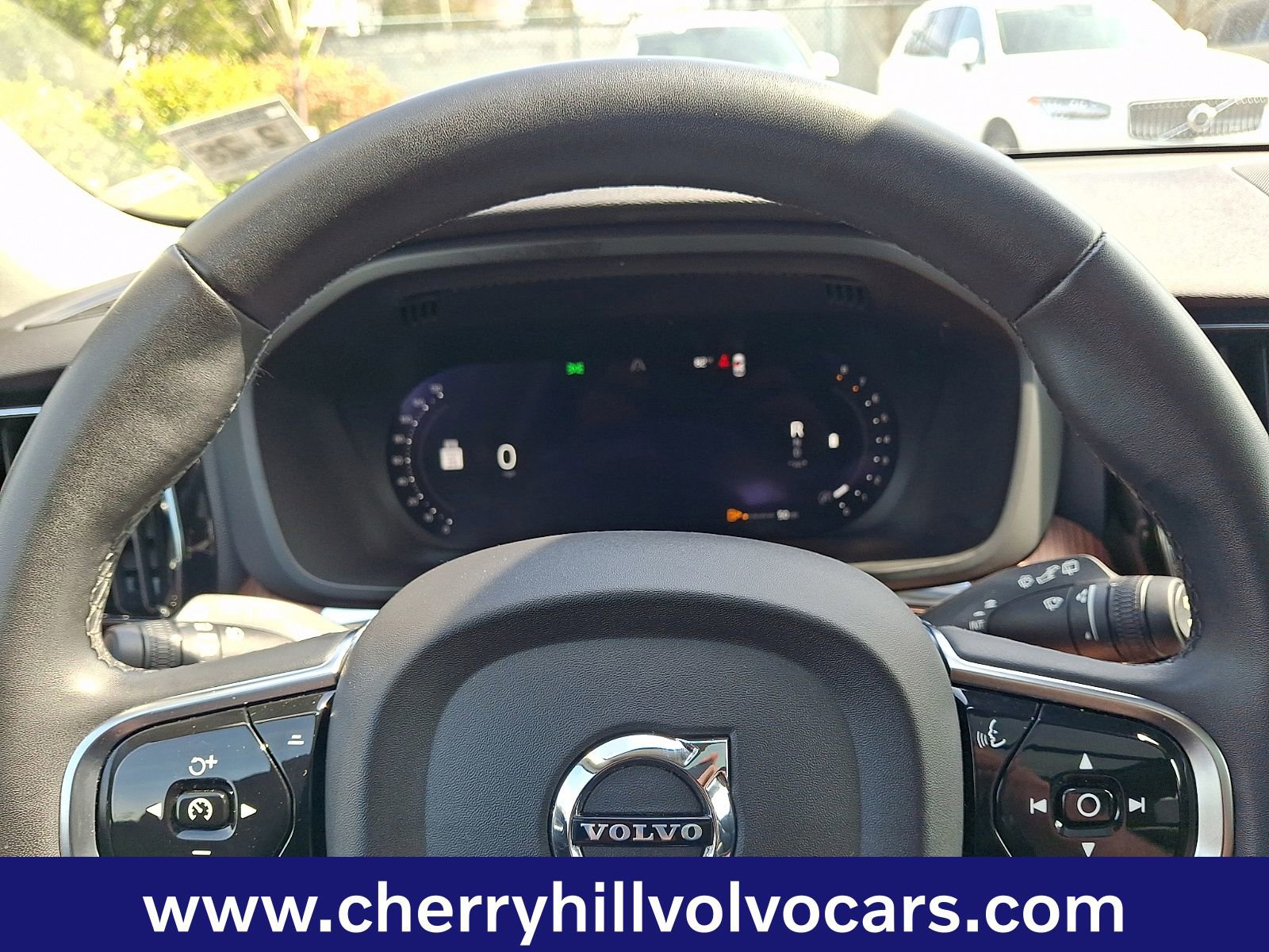 Certified 2023 Volvo XC60 B5 Plus w/ Protection Package Premier image 20