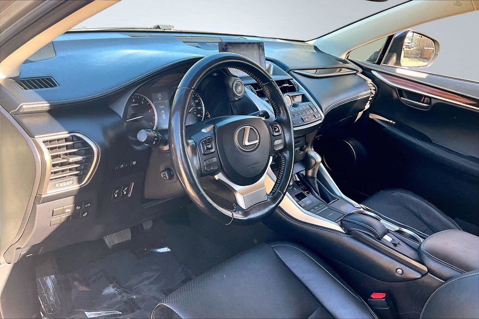 Used 2015 Lexus NX 200t FWD image 14