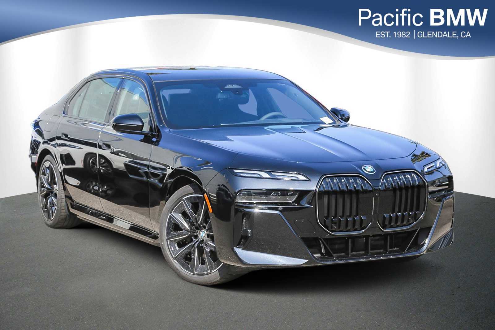 Used 2025 BMW i7 eDrive50 w/ M Sport Package image 1