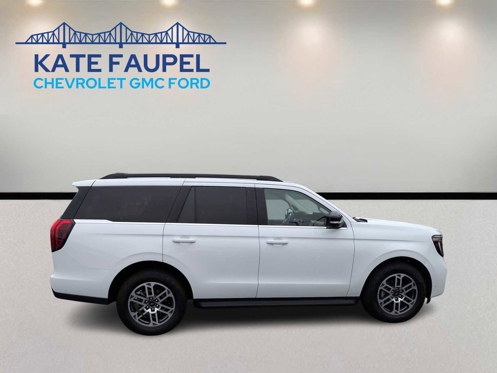 Certified 2025 Ford Expedition Active AWD/4WD image 8