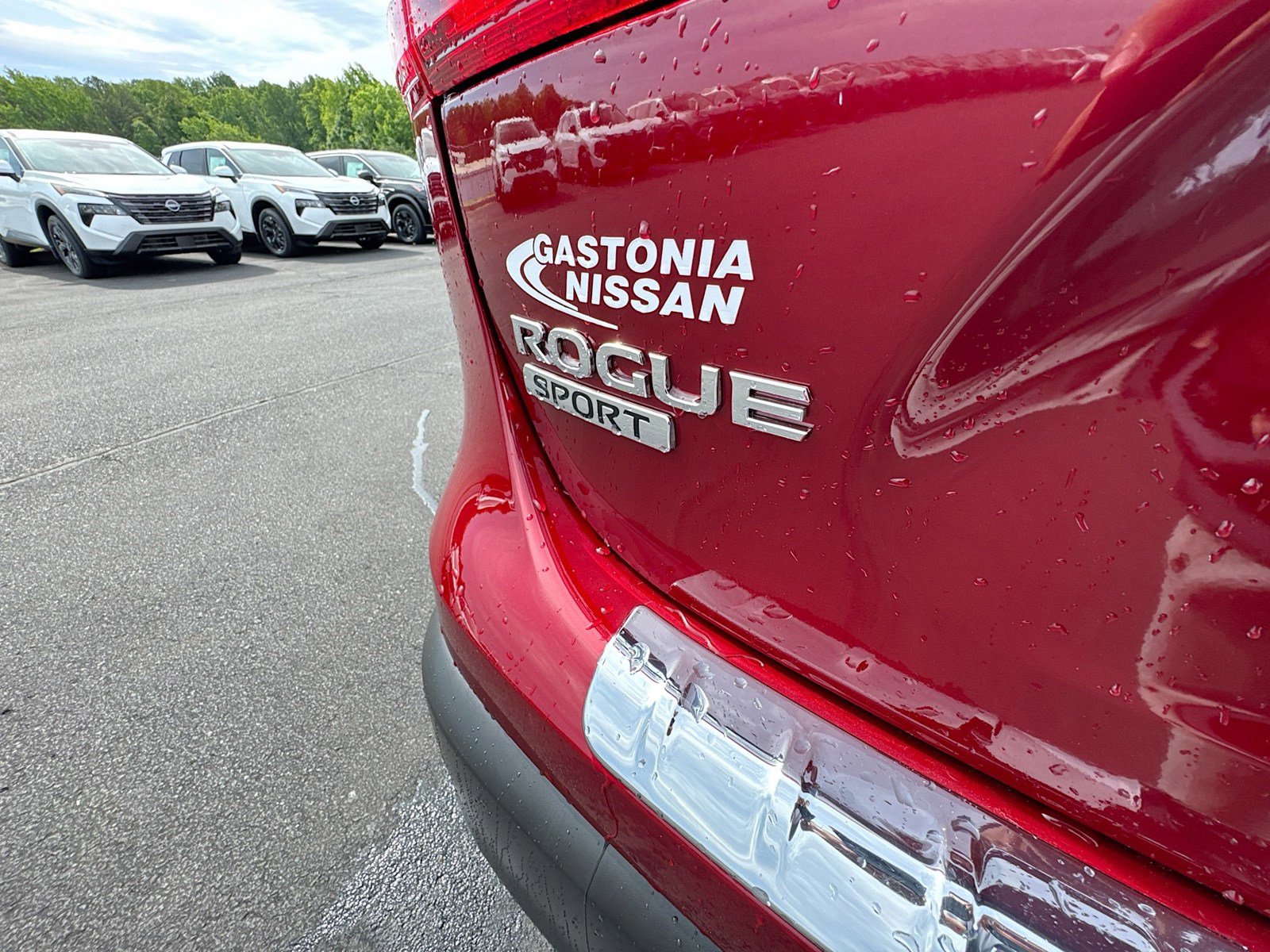 Used 2022 Nissan Rogue Sport SL FWD image 36