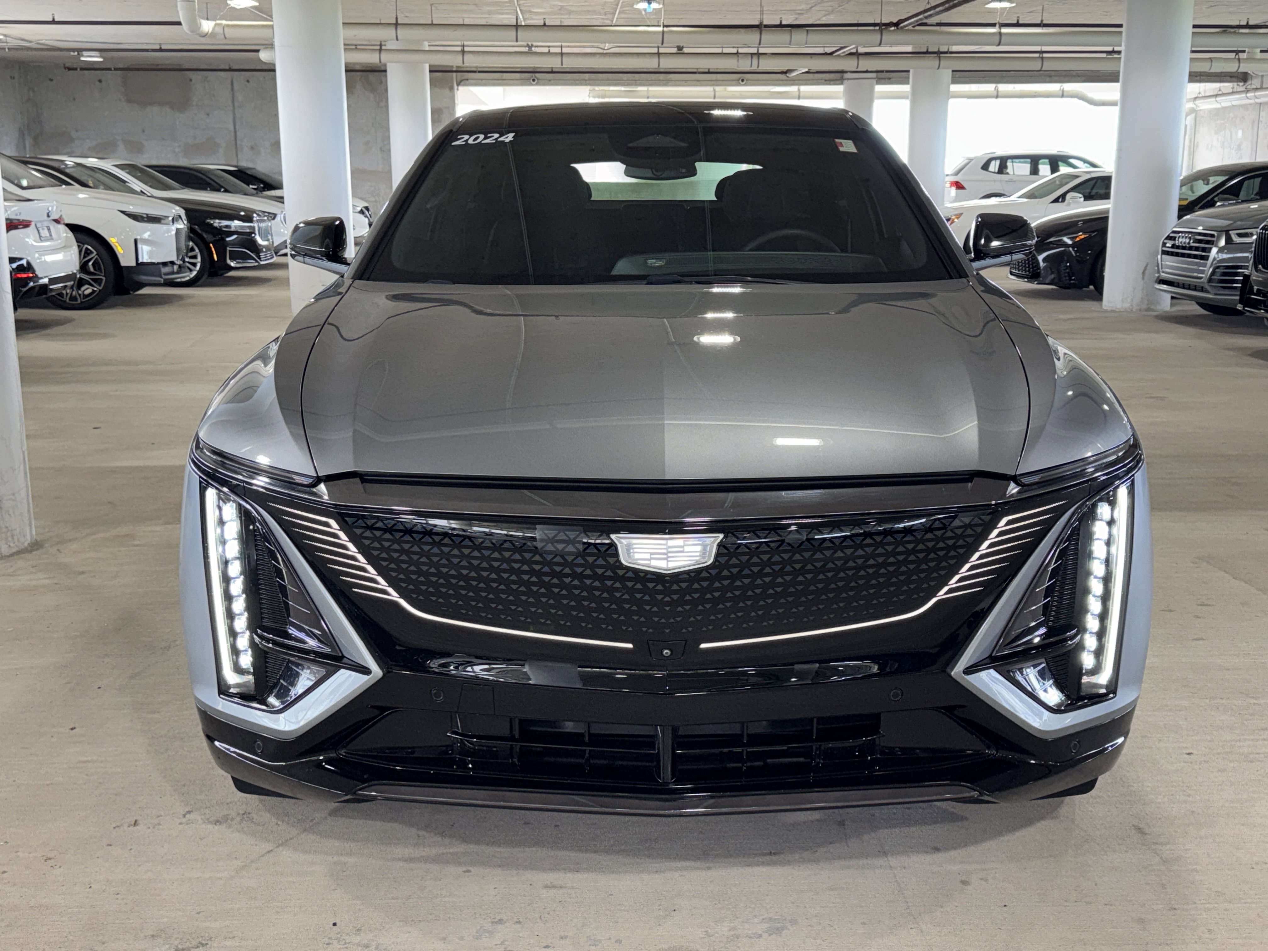 Used 2024 Cadillac Lyriq Sport image 3