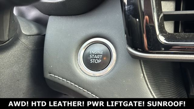 Used 2024 Toyota Highlander XLE image 11