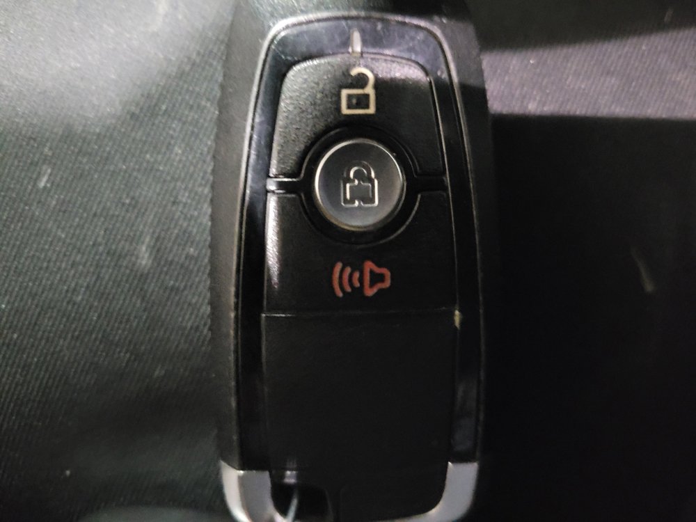 Used 2018 Ford Edge SEL AWD/4WD image 32
