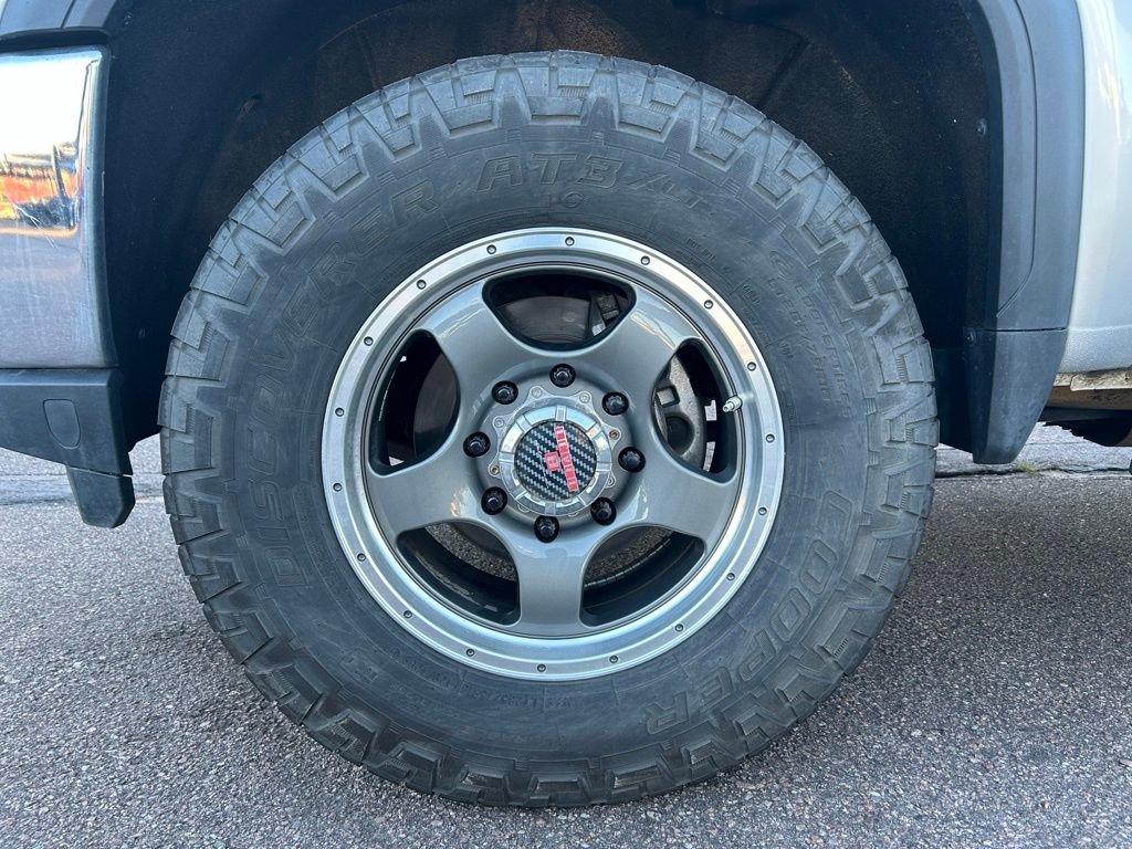 Used 2022 GMC Sierra 2500 SLT w/ SLT Convenience Package image 34