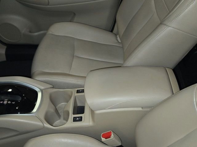 Used 2016 Nissan Rogue SL image 21