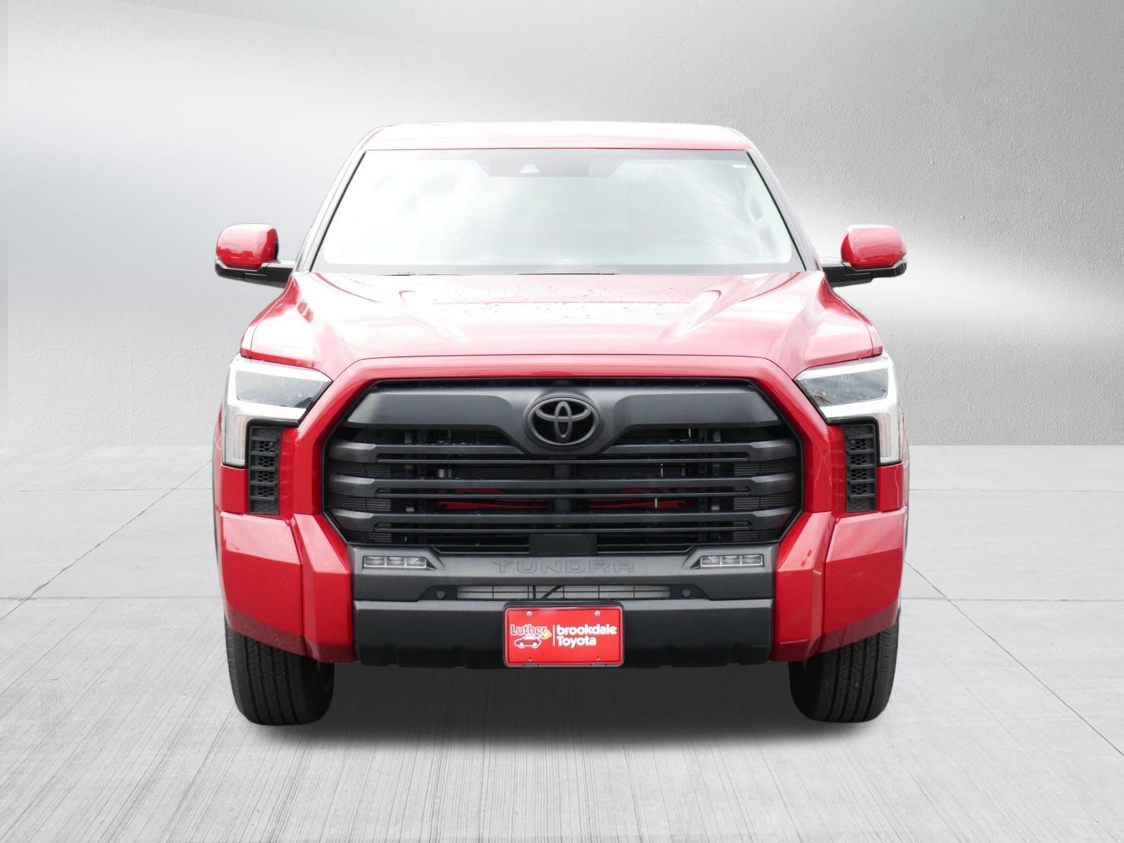Certified 2024 Toyota Tundra SR5 AWD/4WD image 2