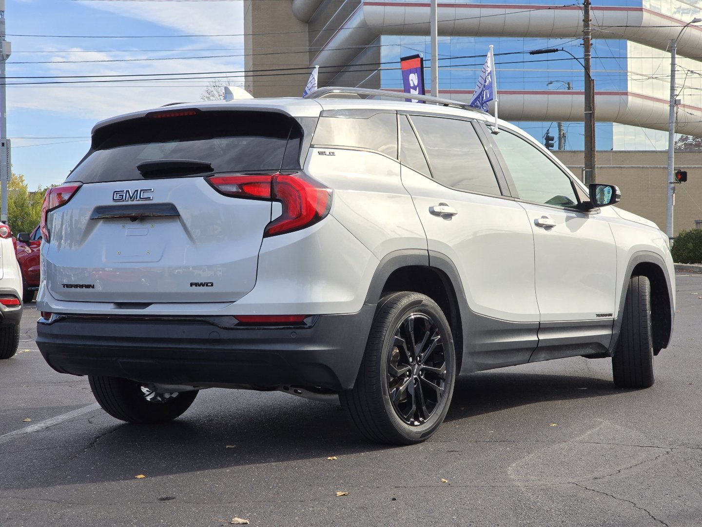 Certified 2021 GMC Terrain SLE w/ Driver Convenience Package image 24